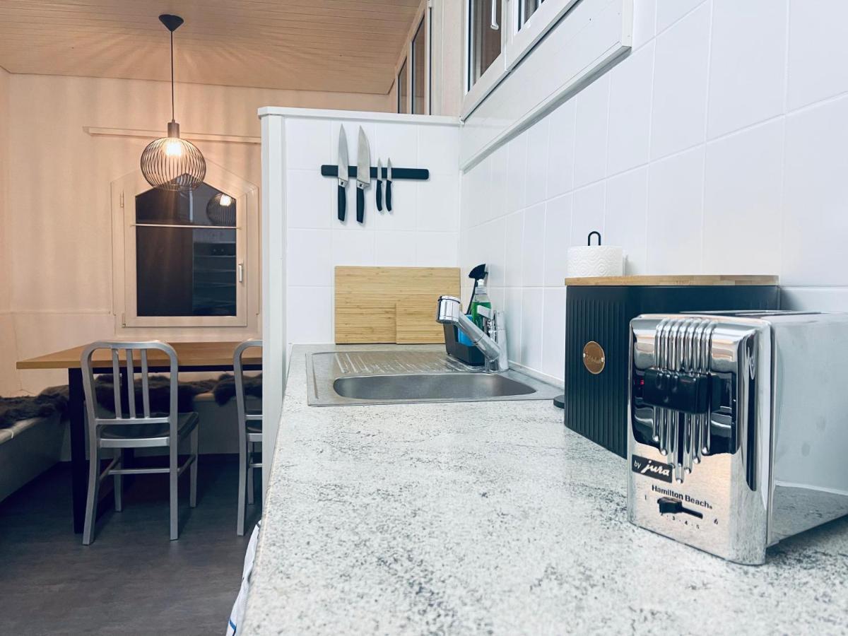 -The Urbanist- Lakeview Free Parking 2Bd Fast Wifi Oberhofen Esterno foto